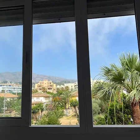 Apartamento En Paseo Maritimo De *