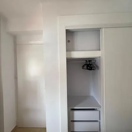 En Paseo Maritimo De Apartamento