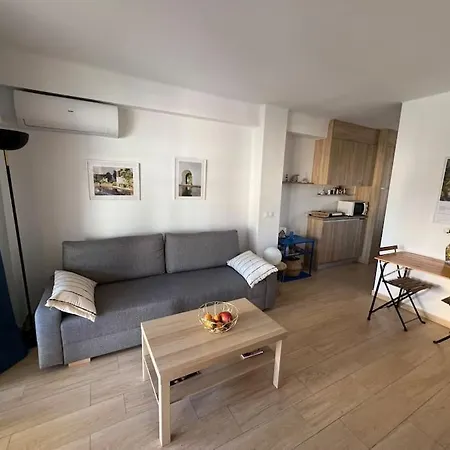 Apartamento En Paseo Maritimo De